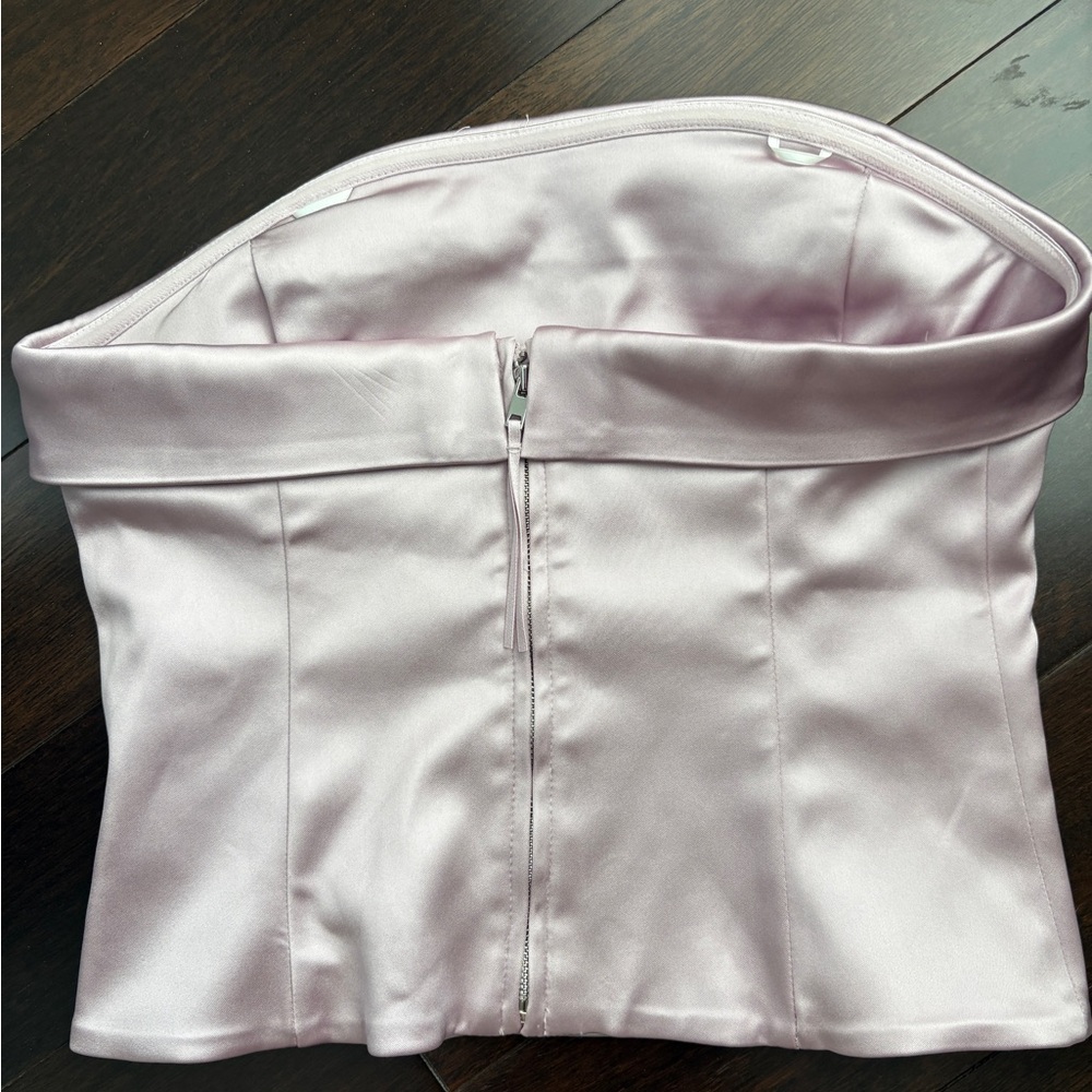 Aritzia satin bustier new! Never worn - Picture 3 of 6